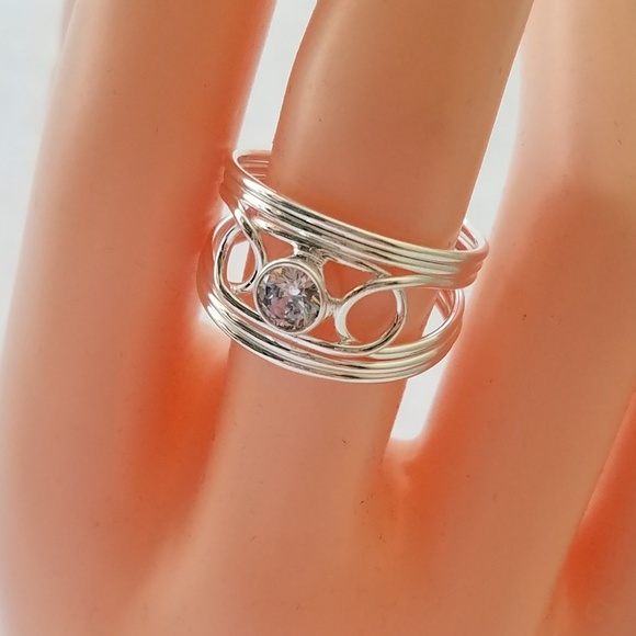 CZ & Silver Plated Circle Band Ring - Picture 1 of 2